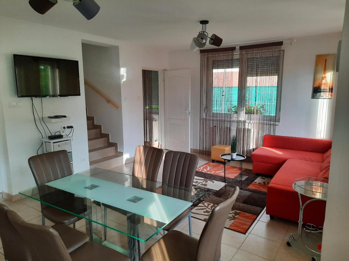 Balatinus Apartmanhaz Siófok Exterior foto