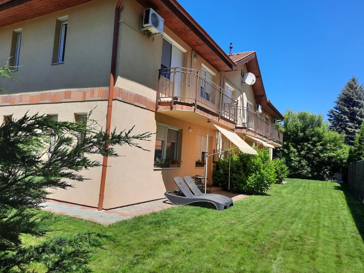 Balatinus Apartmanhaz Siófok Exterior foto