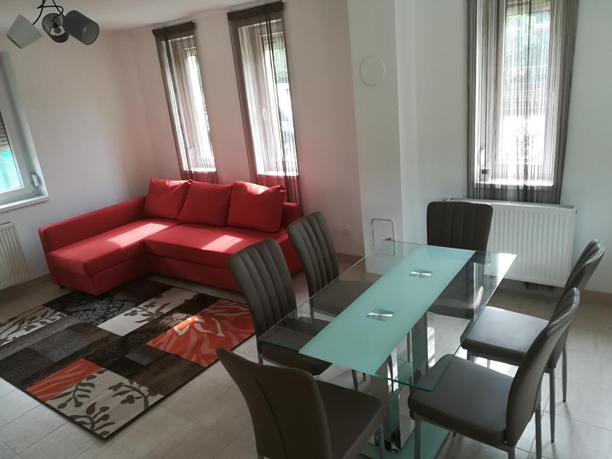 Balatinus Apartmanhaz Siófok Exterior foto